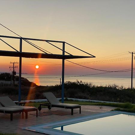 Cristelia Seafront & Pool Villa لاخنيا المظهر الخارجي الصورة