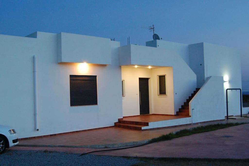 Cristelia Seafront & Pool Villa لاخنيا المظهر الخارجي الصورة