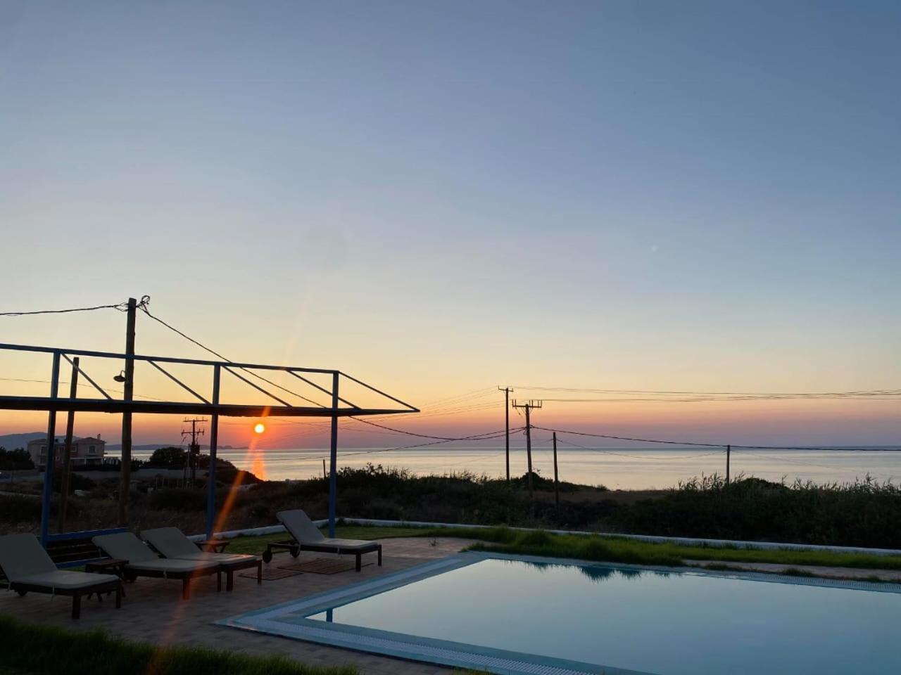 Cristelia Seafront & Pool Villa لاخنيا المظهر الخارجي الصورة