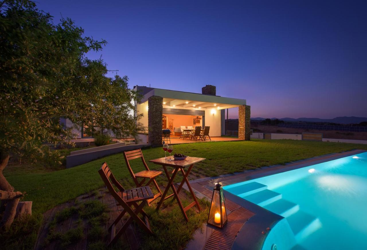 Cristelia Seafront & Pool Villa لاخنيا المظهر الخارجي الصورة