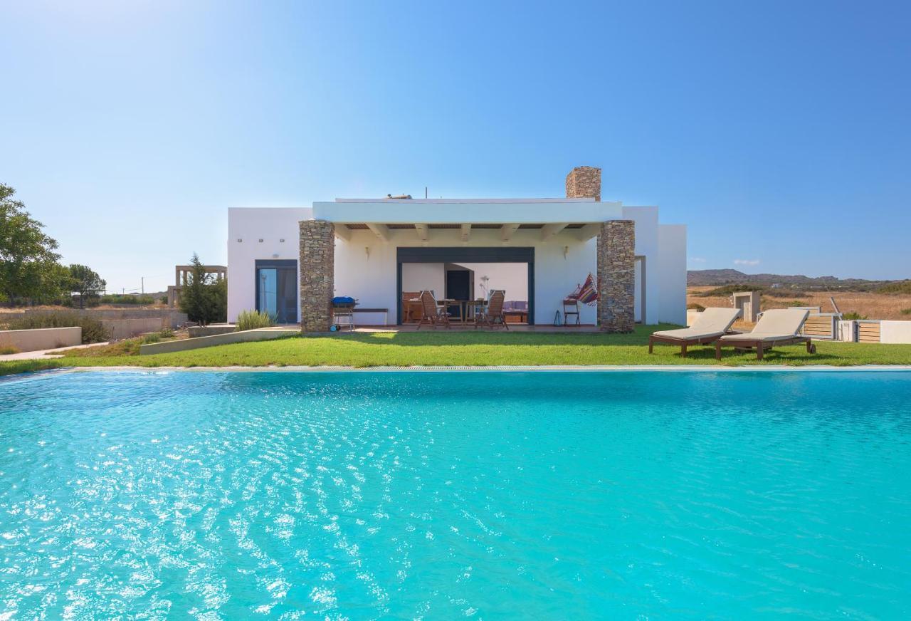 Cristelia Seafront & Pool Villa لاخنيا المظهر الخارجي الصورة