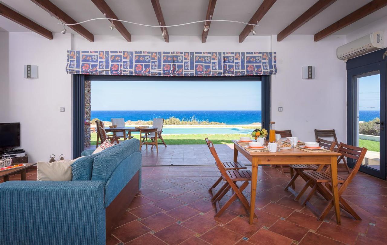 Cristelia Seafront & Pool Villa لاخنيا المظهر الخارجي الصورة