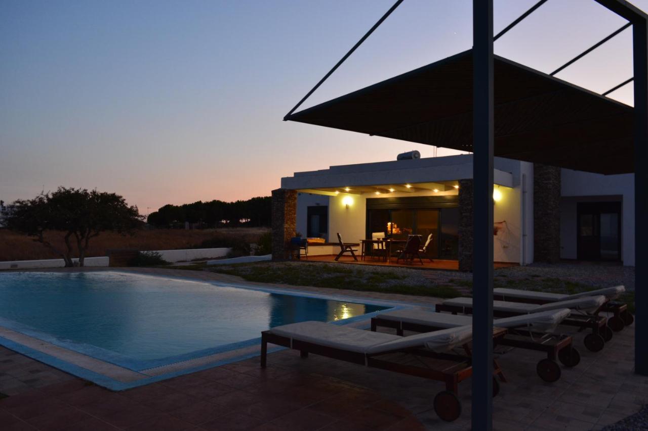 Cristelia Seafront & Pool Villa لاخنيا المظهر الخارجي الصورة